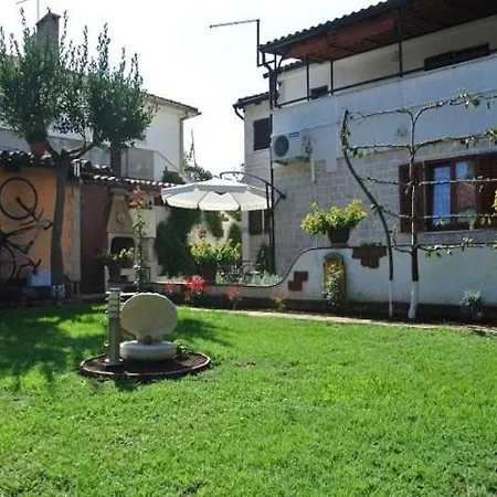 In With Balcony, Air Conditioning, W-lan,washing Machine 229-1 Apartment Fazana