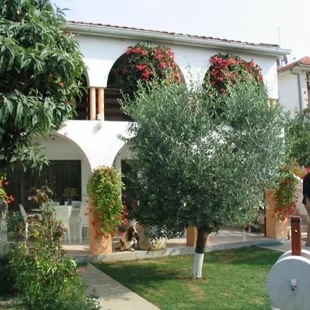 In With Balcony, Air Conditioning, W-lan,washing Machine 229-1 *